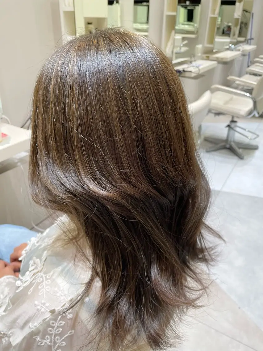 ミディアム カラー 兵頭 稀星のヘアスタイル