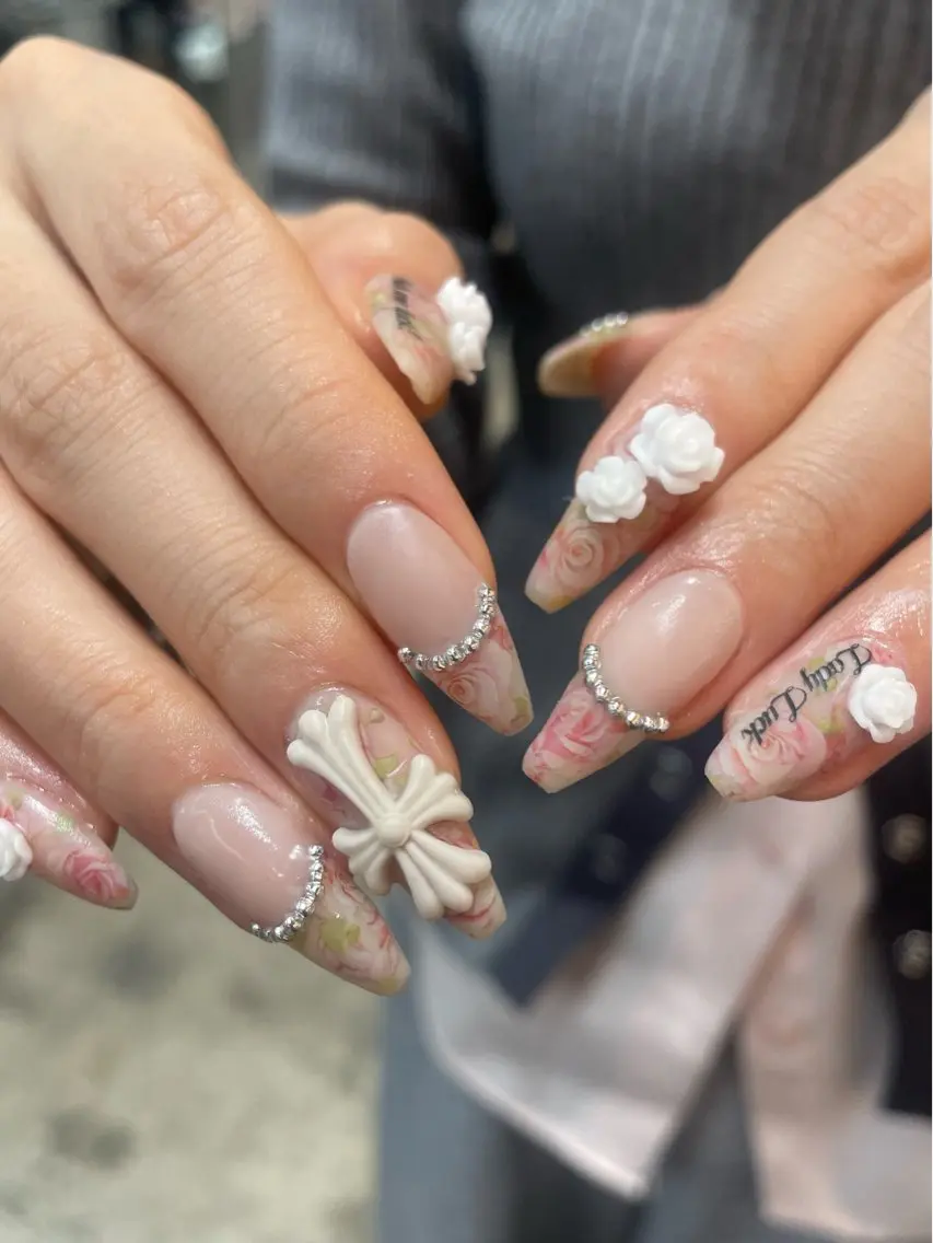 持ち込みデザイン120min@新宿👢🧶#海外デザイン #トレンドネイルの写真