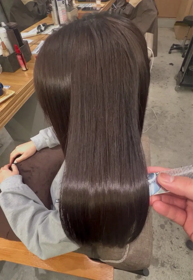 カラー Meg 🪽のヘアスタイル