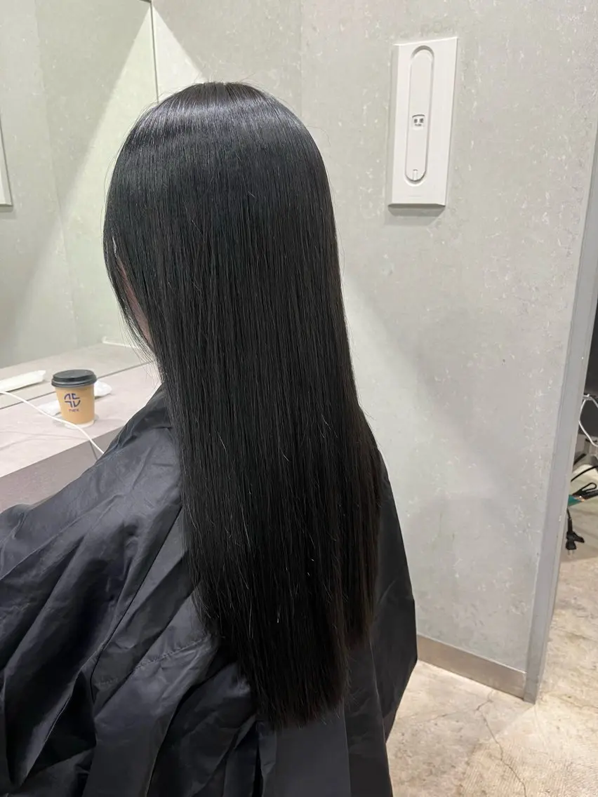 セミロング カラー 縮毛矯正 特化生田のヘアスタイル