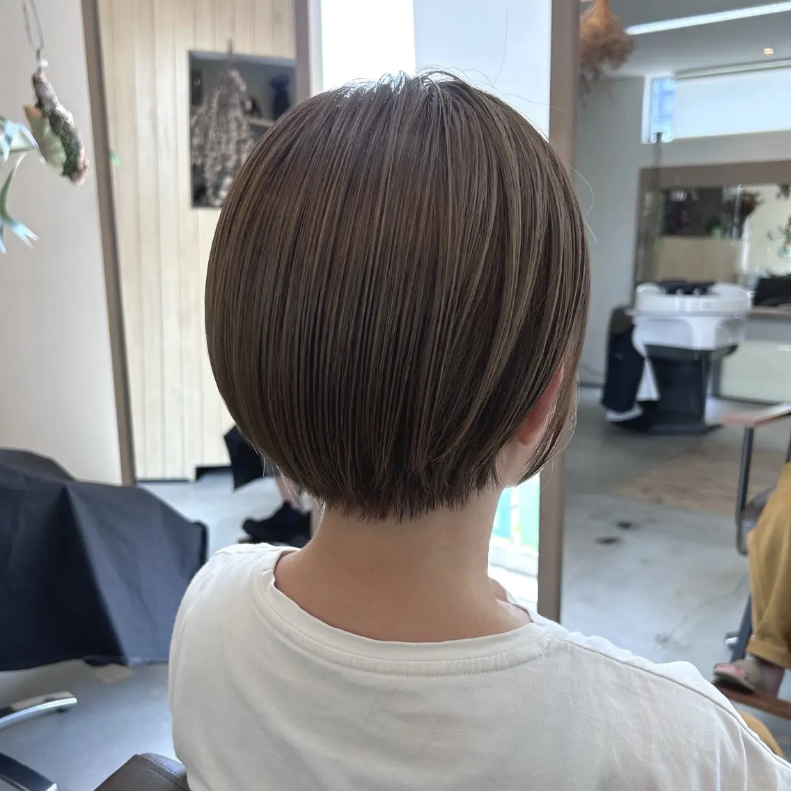 ショート カット 綿貫 美雪のヘアスタイル