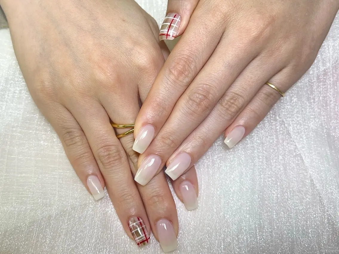 ネイル フレンチネイル ジェルネイル 持ち込み オフィスネイル ワンカラーネイル ハンドネイル ハンドケア PIPPY NAILSのネイルデザイン