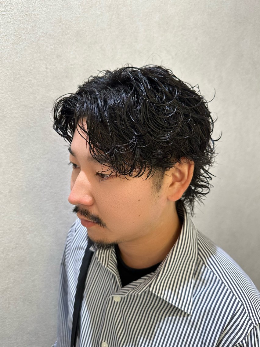 パーマ メンズ センターパート メンズパーマ 縮毛矯正 ニュアンスパーマ カット パーマ メンズ/透明感カラー /前橋/渋川竜希のヘアスタイル