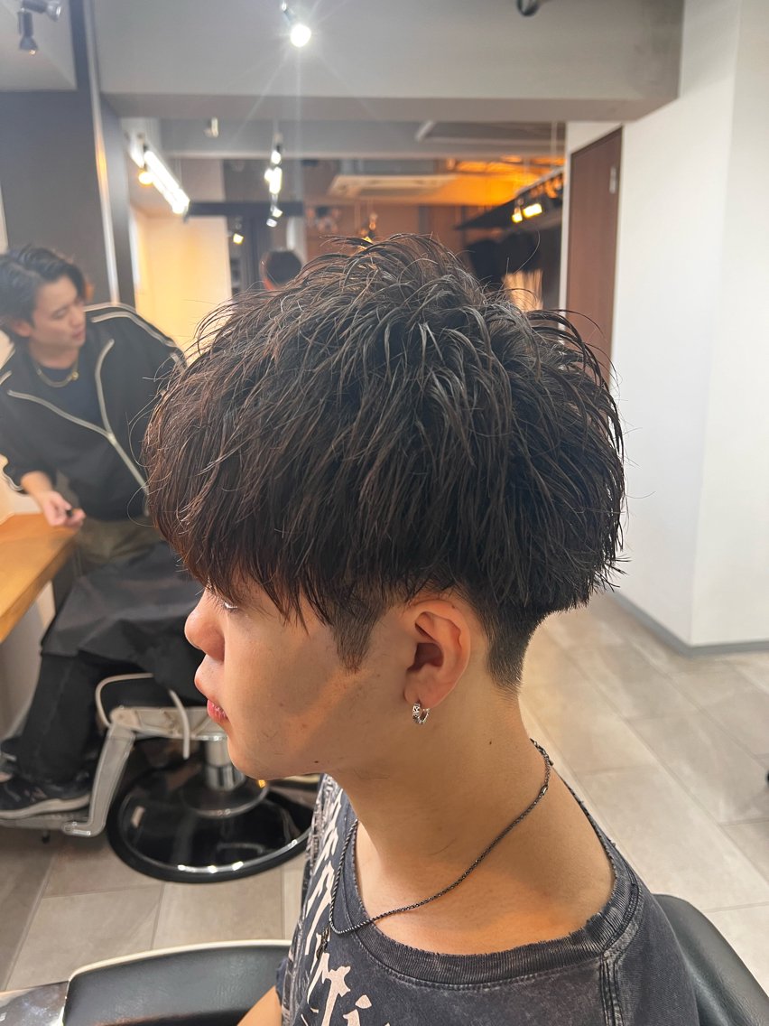 メンズ カット 毛流れ矯正支持率 No.1🔥瀬川竜生のヘアスタイル