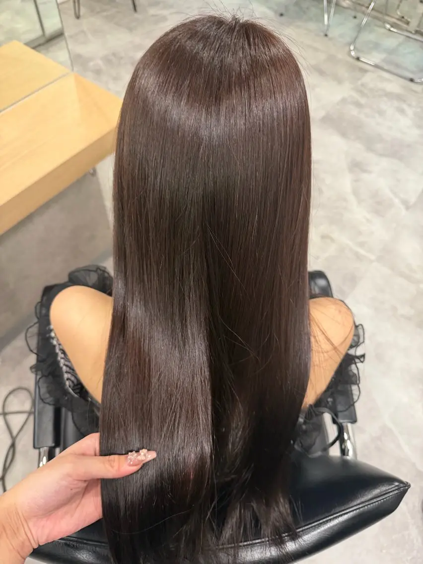 カラー 成田 絵里香のヘアスタイル