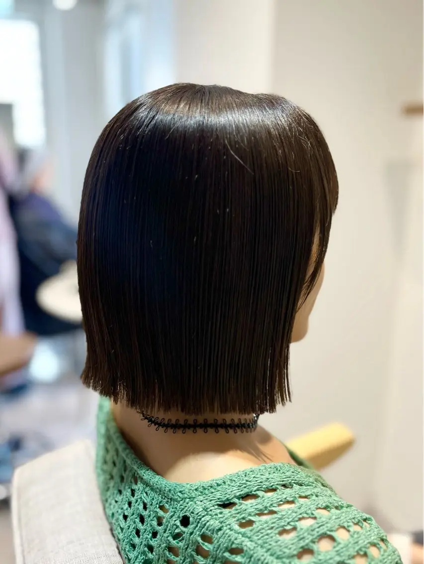 カラー グレイカラー🩶 藤田彩花のヘアスタイル
