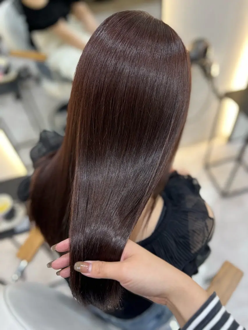 ロング カラー Zina aimiのヘアスタイル