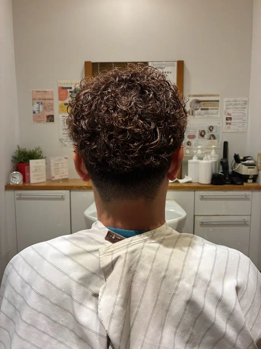 メンズ 刈り上げ カット パーマ 友永 風歌のヘアスタイル