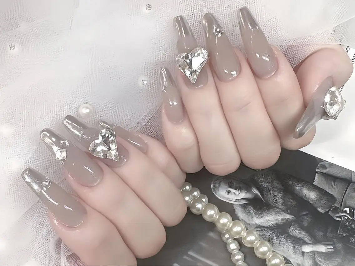 ネイル アートネイル ガーリー 韓国ネイル 持ち込み ニュアンスネイル Rin Nail 新大久保店のネイルデザイン