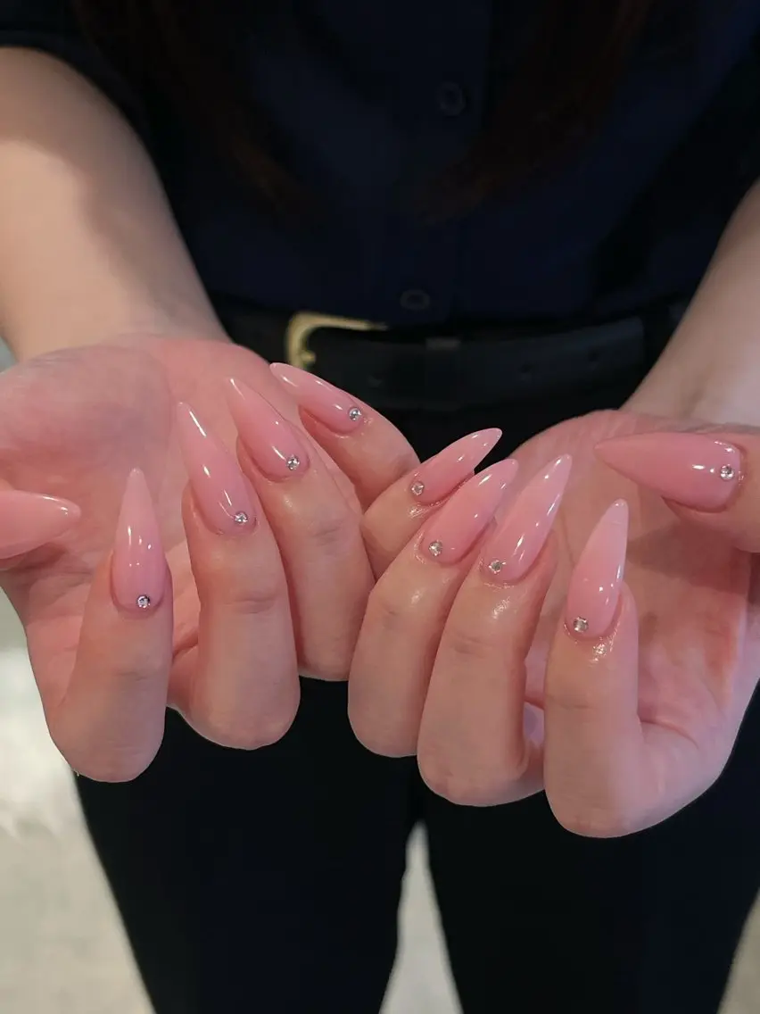 ネイル ハンドネイル prunelle .のネイルデザイン