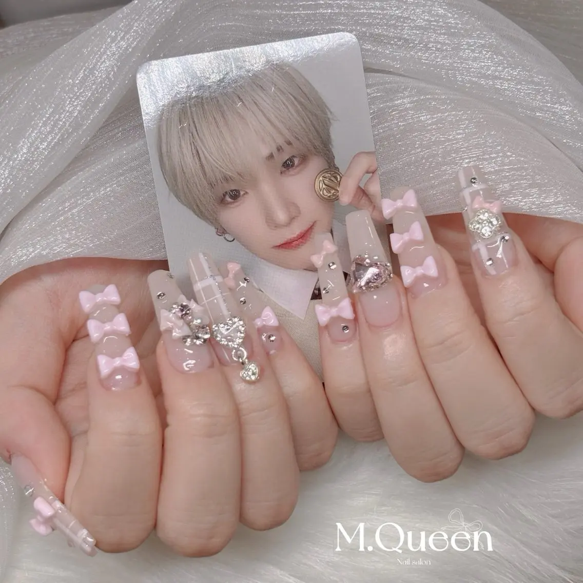 ネイル MQueen ネイルサロンマルのネイルデザイン