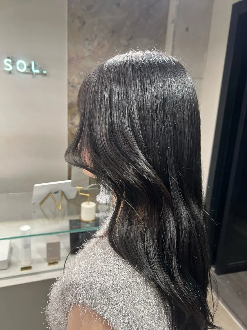 ミディアム カラー 黒髪 ヘアカラー ケアブリーチカラー 橋本一輝のヘアスタイル