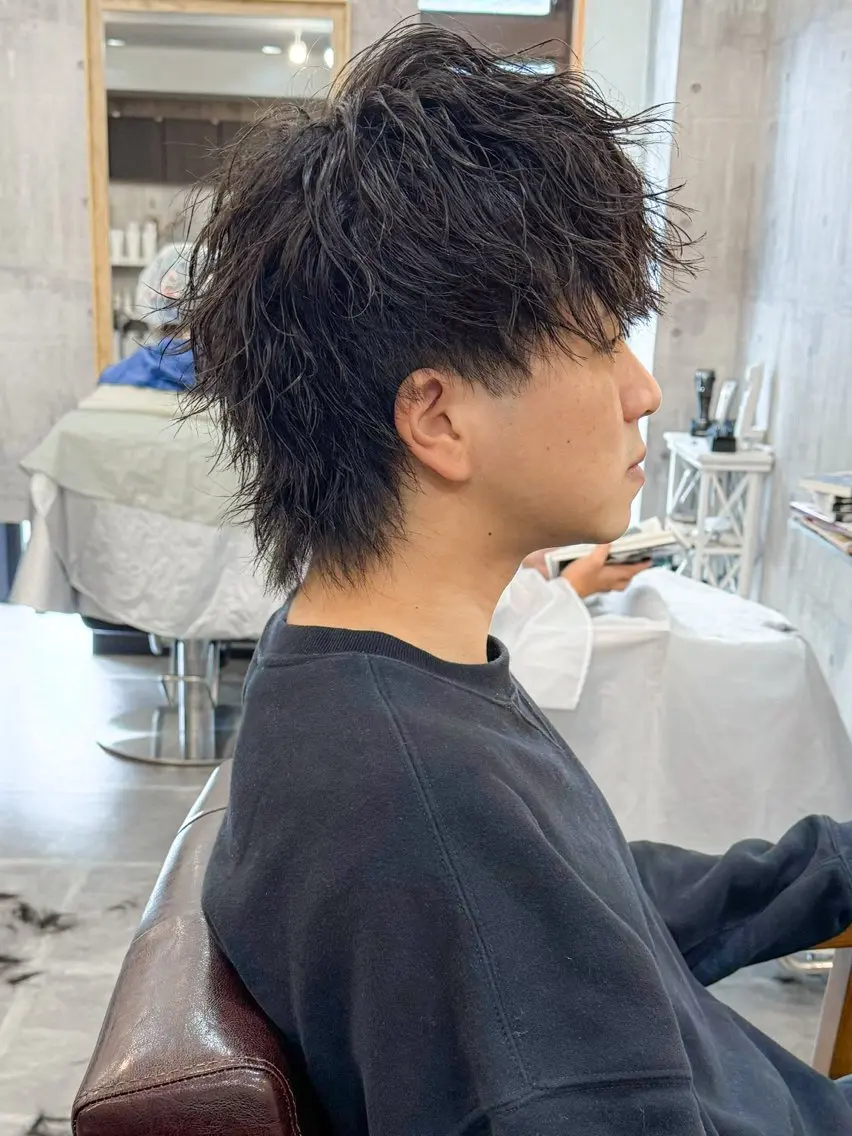 パーマ メンズ メンズウルフカット ウルフカット 高橋 宏輔のヘアスタイル