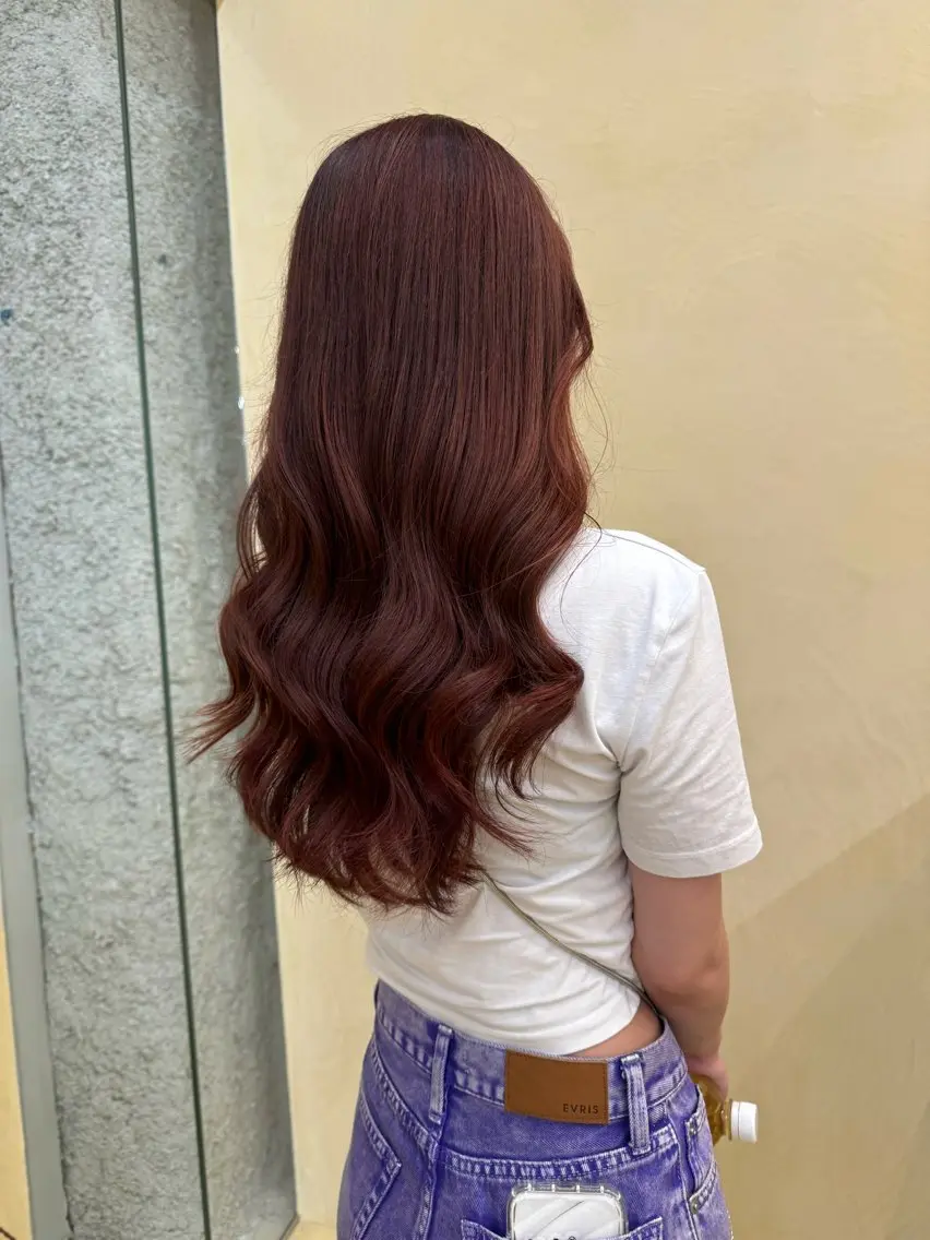 ロング レイヤーカット カット 杉浦 花衣のヘアスタイル