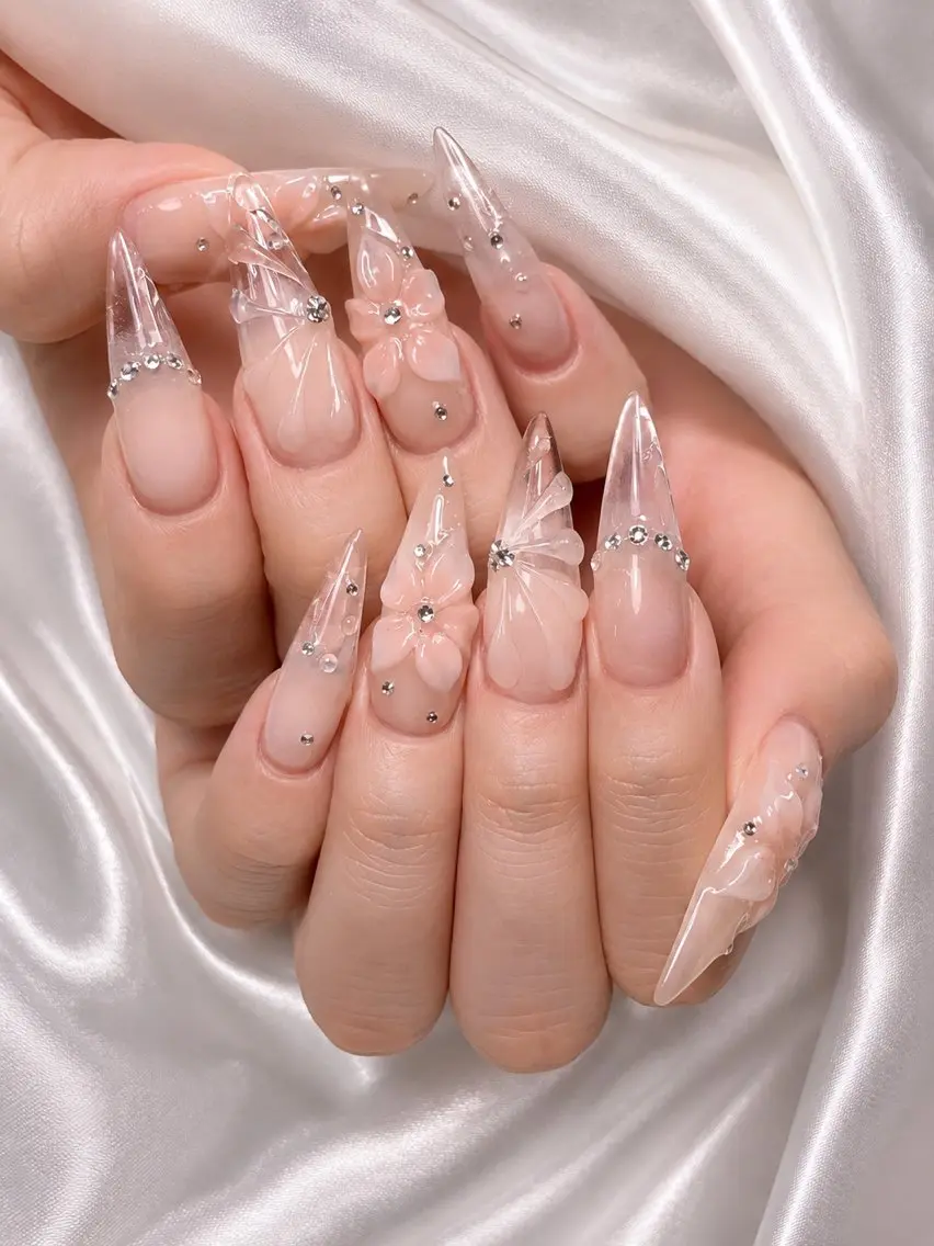 ネイル ハンドネイル LEELA NAIL STUDIOのネイルデザイン