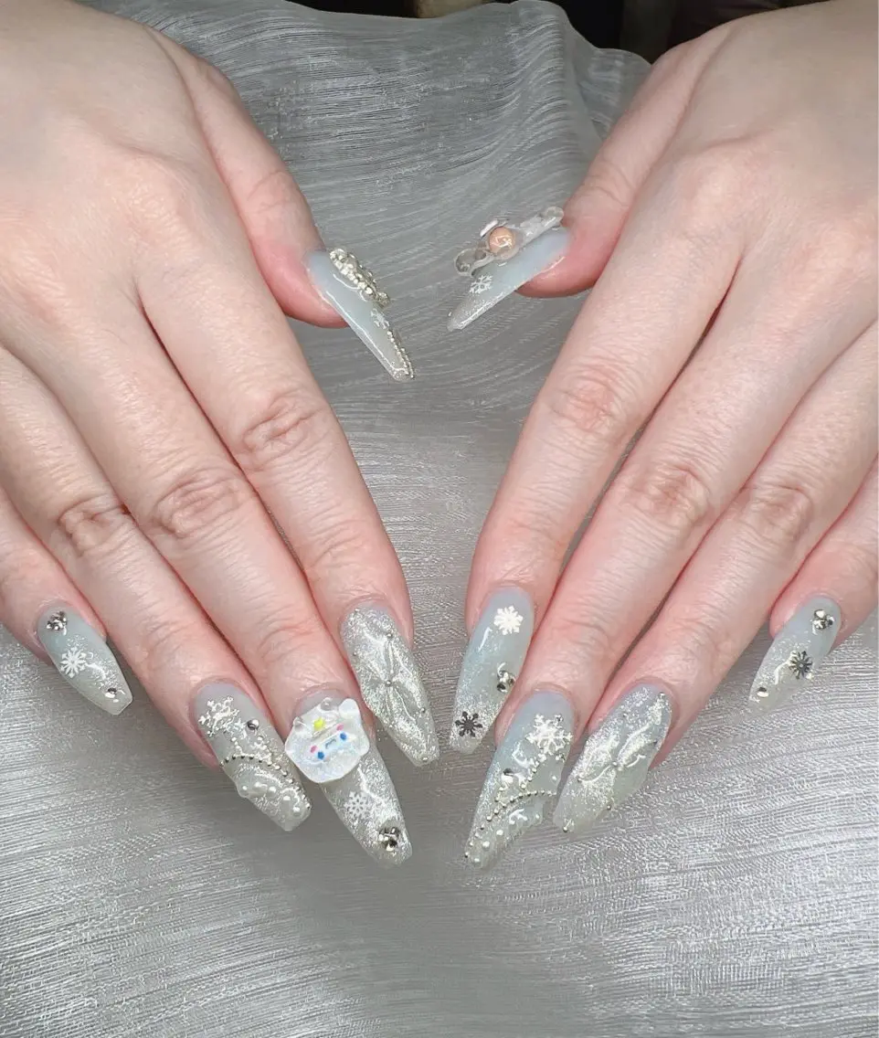 ネイル 長さ出し グラデーション 卒業式 キラキラネイル マグネットネイル ハンドネイル Lee Nails チップ長さだし専門店のネイルデザイン