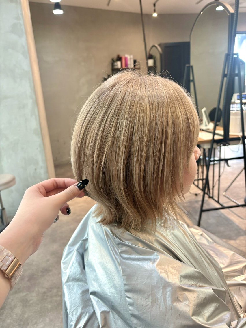 カラー ヘアカラー c h i h i r oのヘアスタイル