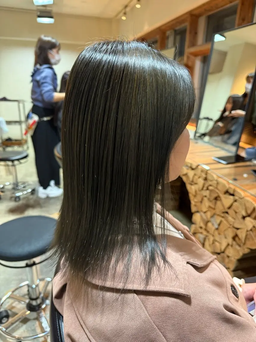 セミロング 切りっぱなしボブ/ パーマ須藤優真のヘアスタイル