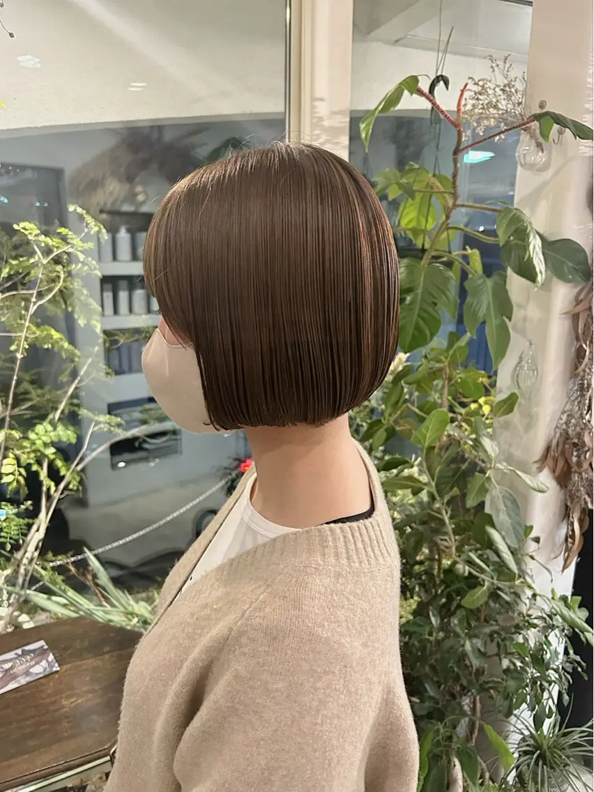 ショート ボブ 谷澤 朋佳のヘアスタイル
