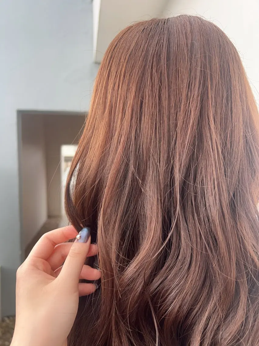 カラー ブリーチ ブラウンカラー 透明感カラー ブリーチなしカラー 末廣 結音のヘアスタイル