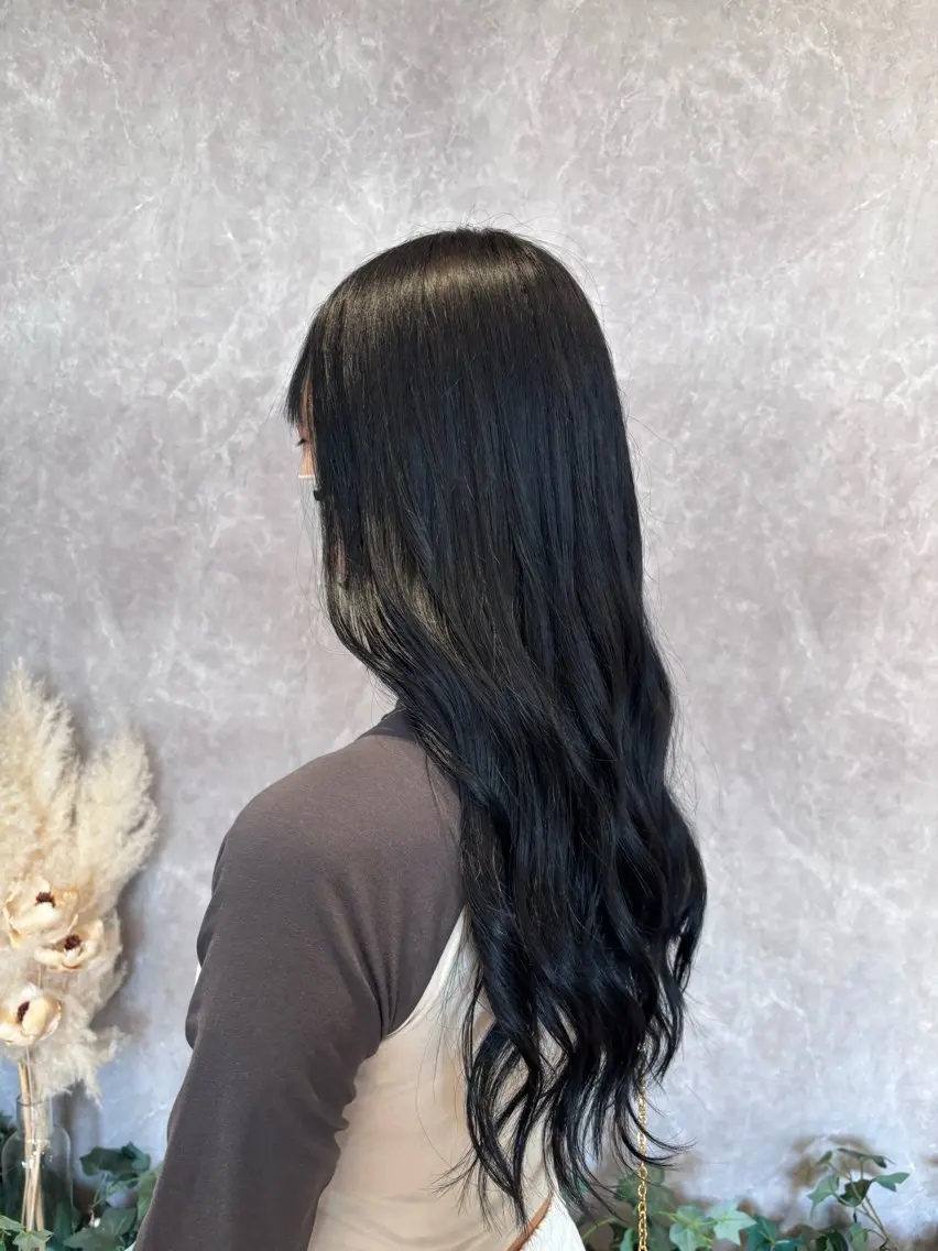 ロング カラー 黒髪 ブルーカラー ブルーブラック radiant nakamuraのヘアスタイル