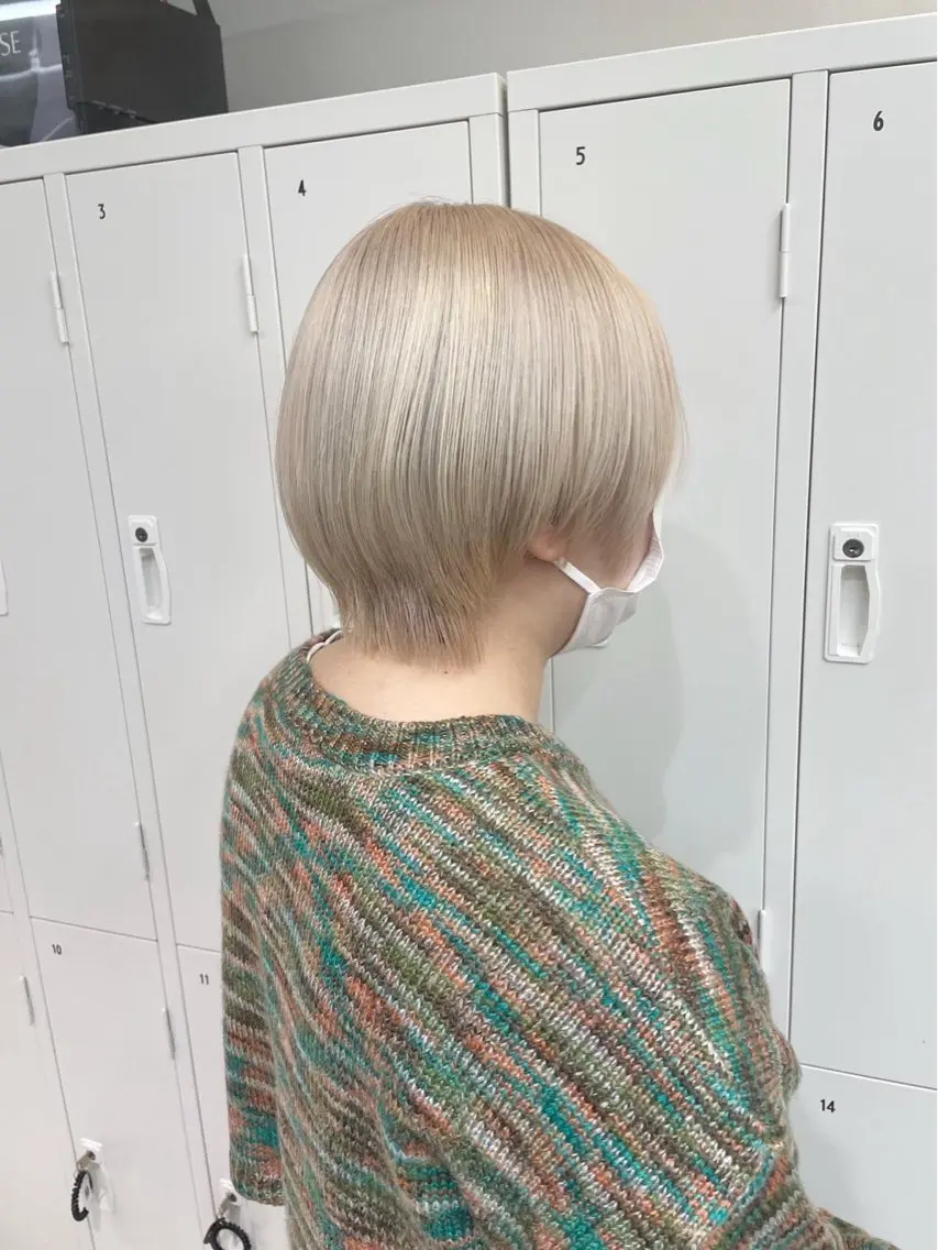 ショート カラー ヘアカラー トリートメント collet岩崎駿王 /ブリーチ/髪質改善のヘアスタイル