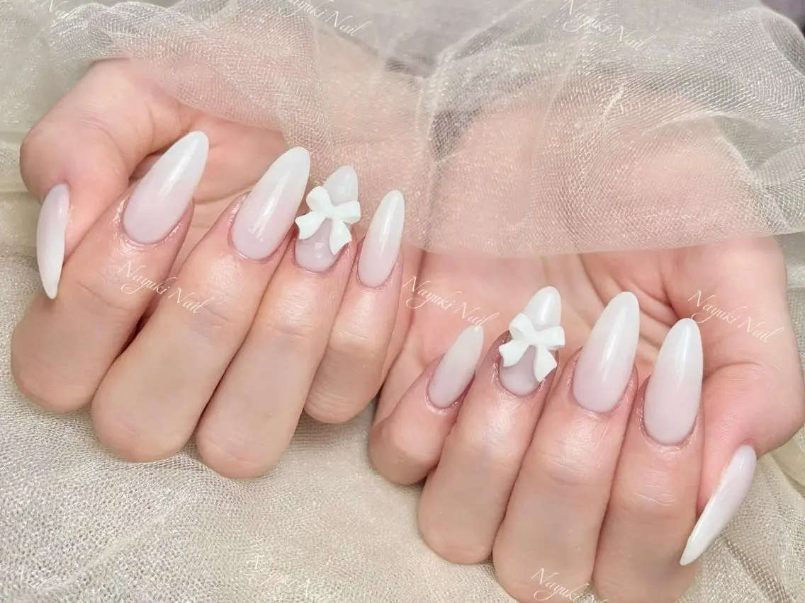 ネイル 🦋 Queenieのネイルデザイン