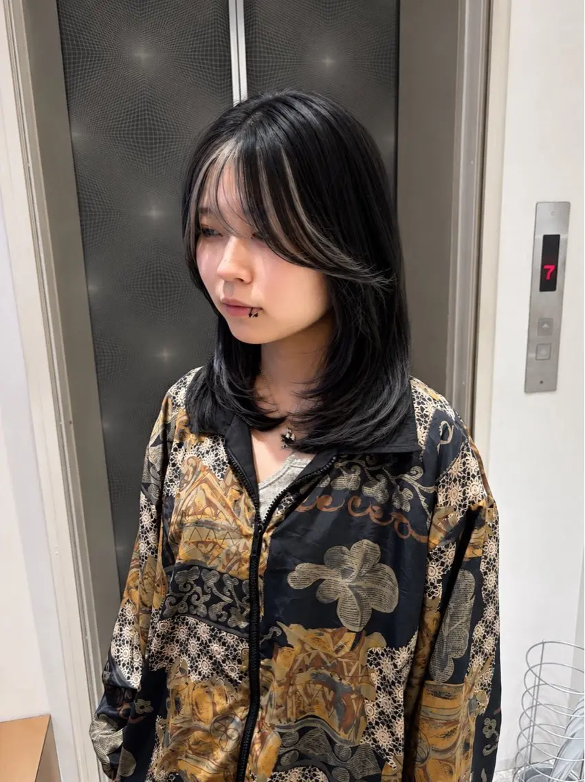 ミディアム カラー カット ヘアカラー トリートメント 🌈レイヤーカット/ /吉田悟志🌈のヘアスタイル