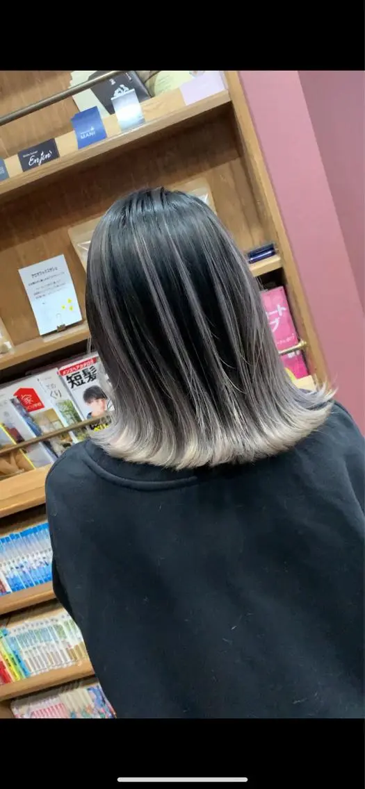 ✨外国人風バレイヤージュ、ハイライトスタイル🌈✨カット＋ケアブリーチ＋オンカラー＋トリートメント✂️✨の写真