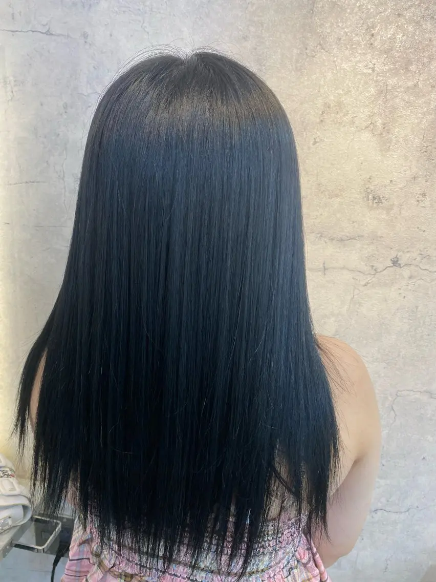 ロング カラー 黒髪 ブリーチ ブルーカラー ブルーブラック ブリーチなしカラー ひばりヶ丘美容室 カット石井里佳のヘアスタイル