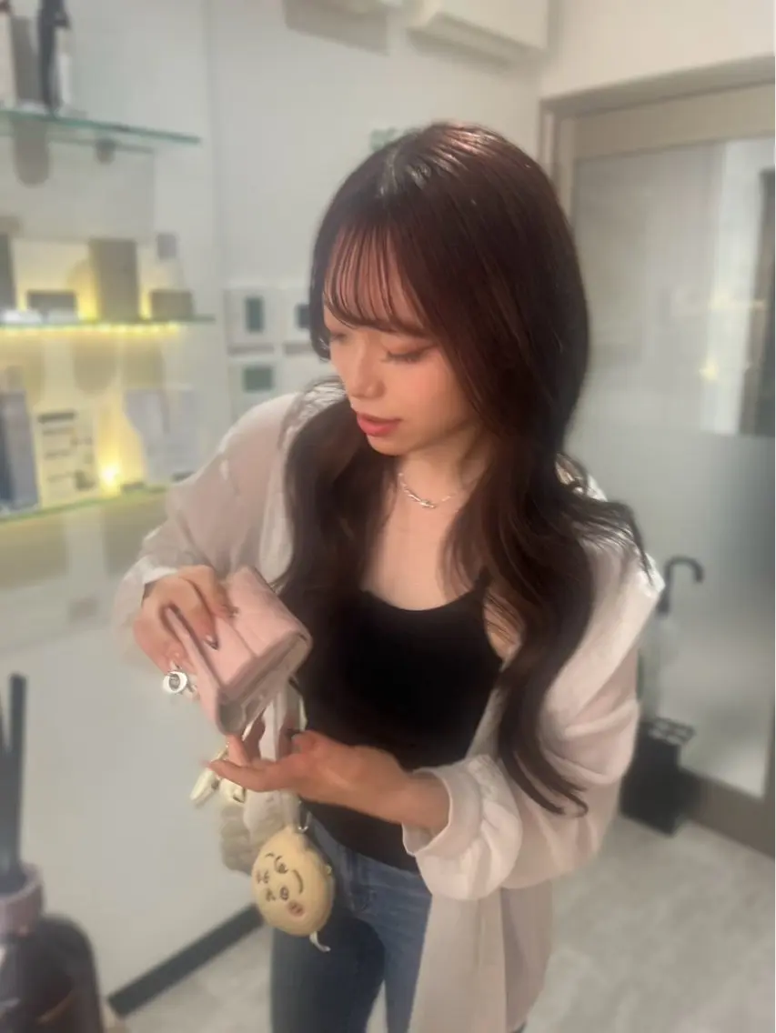 ロング カラー エクステ 佐々木 りあのヘアスタイル