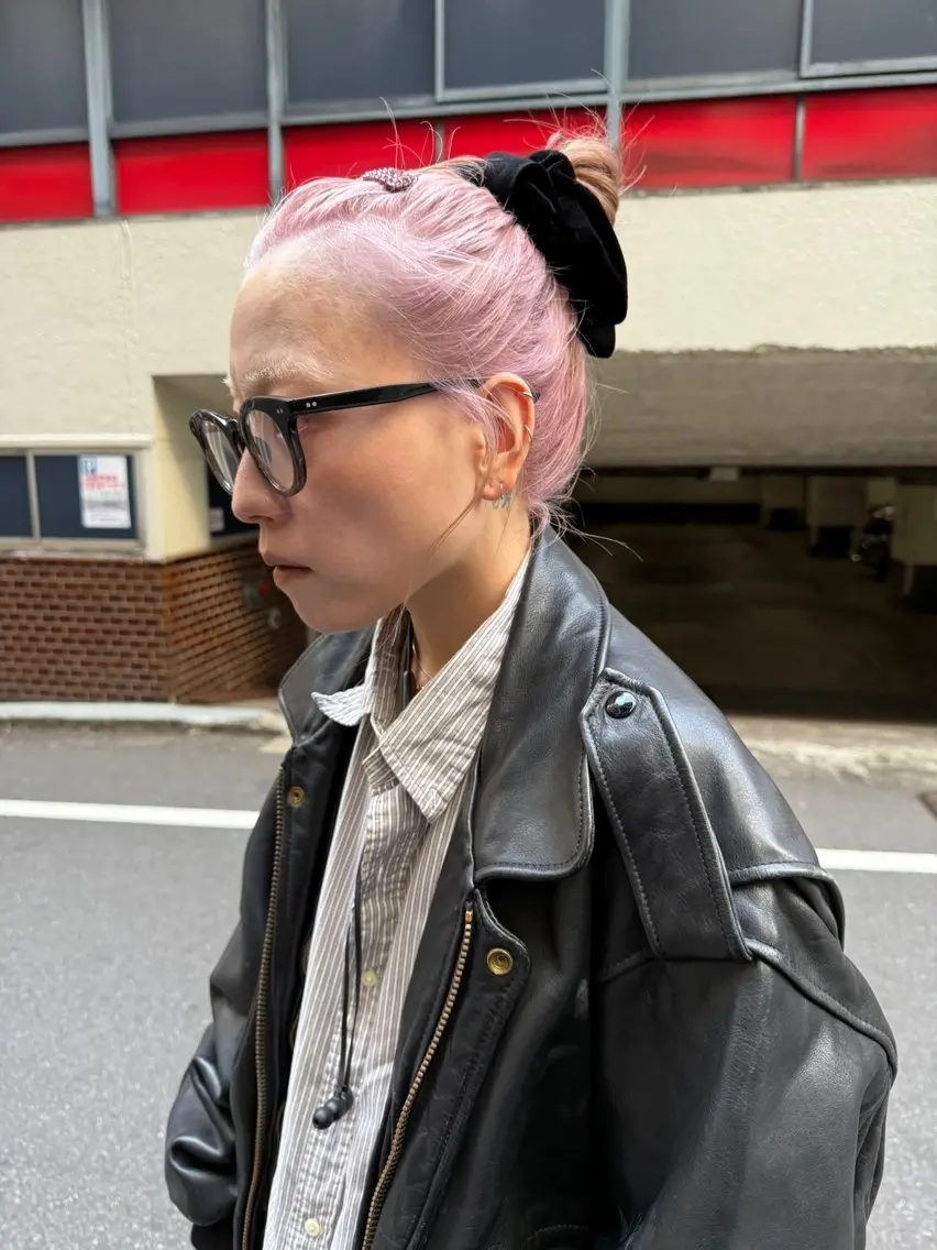 セミロング カラー ベージュカラー ペールベージュ ピンクカラー ヘアカラー トリートメント KAWAHARA YUKIのヘアスタイル