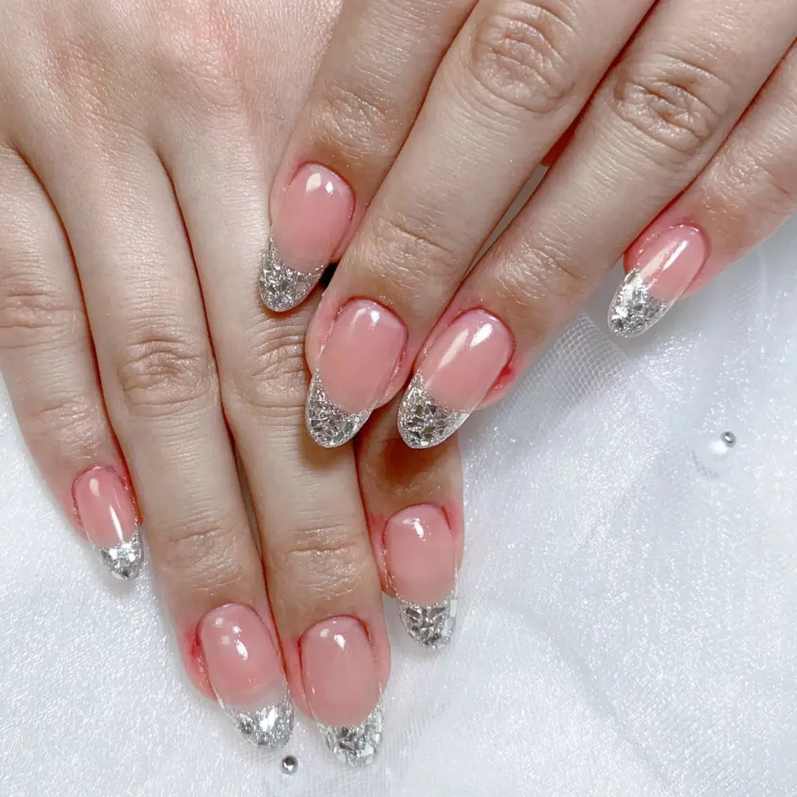 ネイル フレンチネイル ガラスフレンチ ハンドネイル Nail salon 木にいるのネイルデザイン