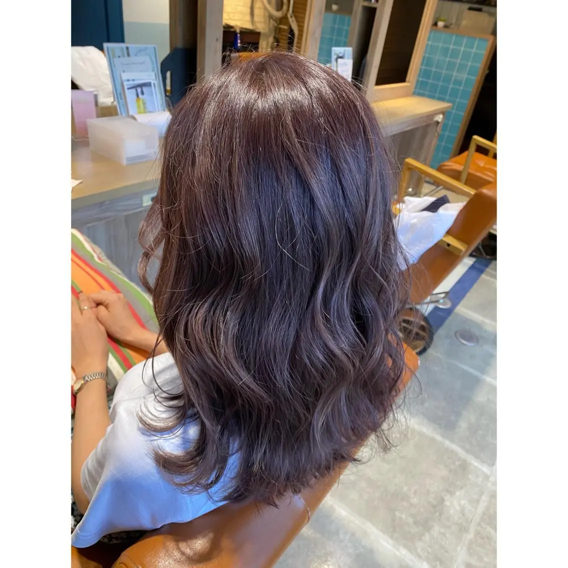 カラー ラベンダーカラー カット ヘアカラー トリートメント 🩵盛れる顔周りヘア EMI🩵のヘアスタイル
