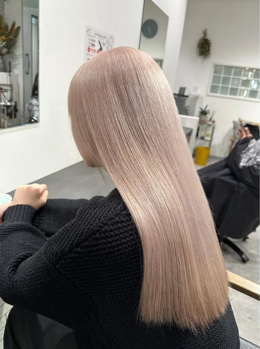 ロング ヘアカラー kalahair Yukaのヘアスタイル