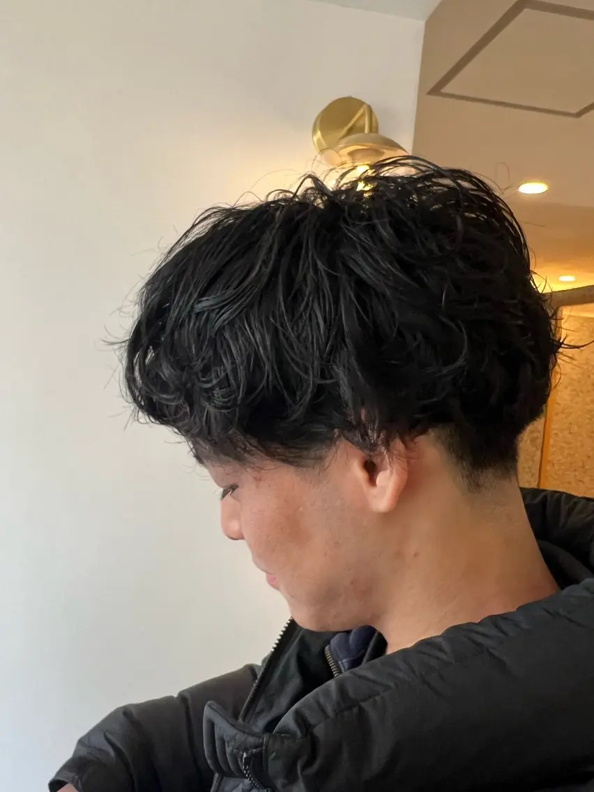 パーマ メンズ カット 解良 優斗のヘアスタイル