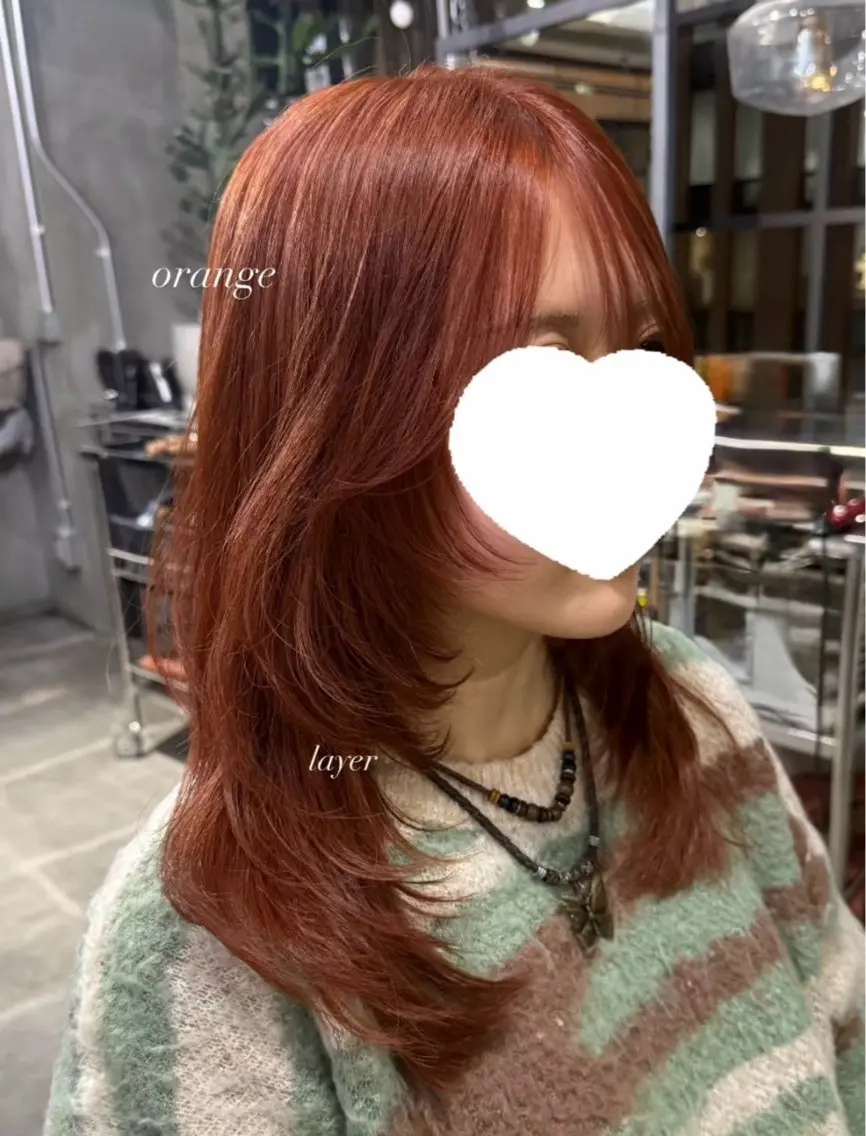 ロング カラー オレンジ 顔周りカット 韓国風ヘア レイヤーカット カット ヘアカラー トリートメント 佐伯 桃のヘアスタイル