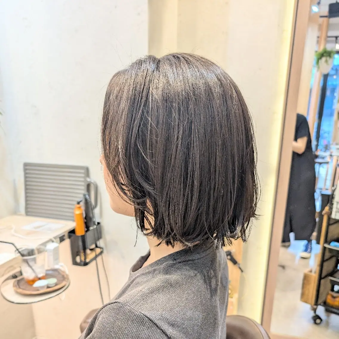 ショート カラー ヘアアレンジ ブラウンカラー 透明感カラー ボブ 小顔カット koto💭 コトのヘアスタイル