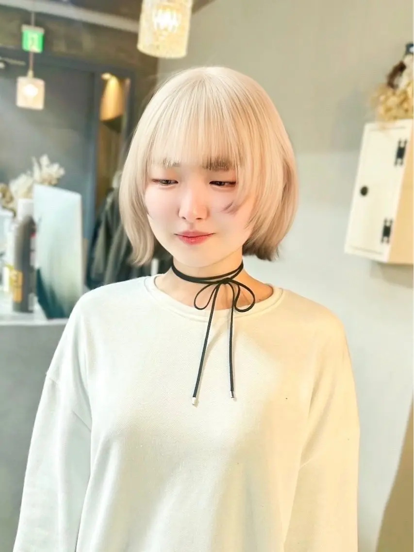 ショート カラー ブリーチ ヘアカラー トリートメント XELM高崎 nearaのヘアスタイル