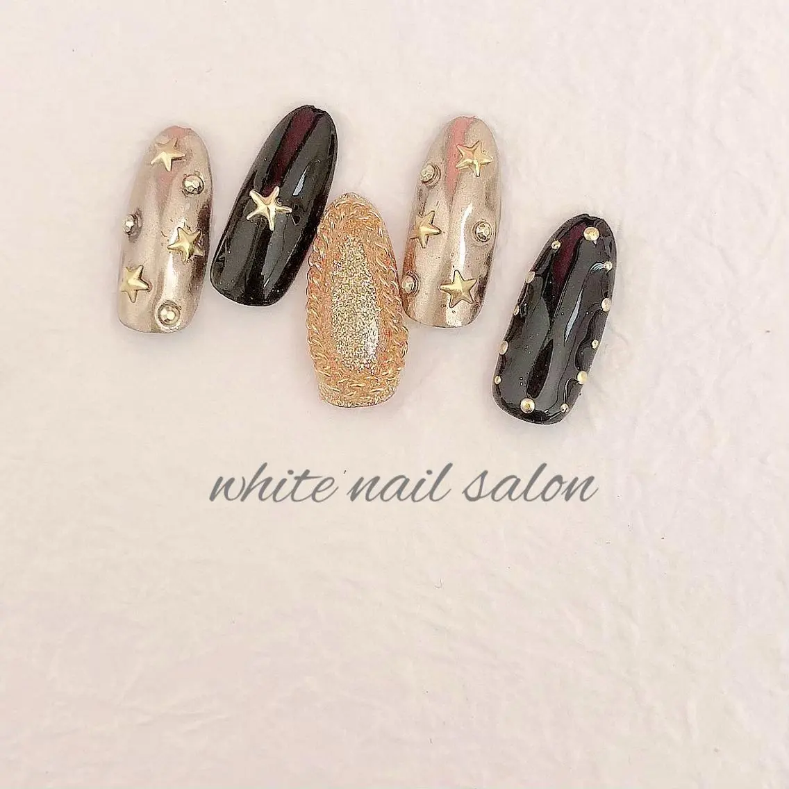 ネイル フットネイル ジェルネイル ハードジェル 持ち込み オフィスネイル white nail salonのネイルデザイン