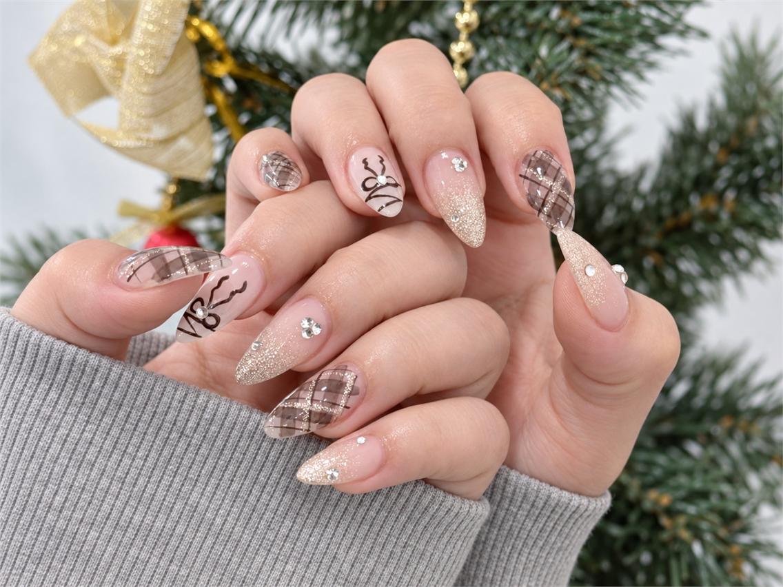 ネイル ブラウン ERINA ちゃんのネイルデザイン