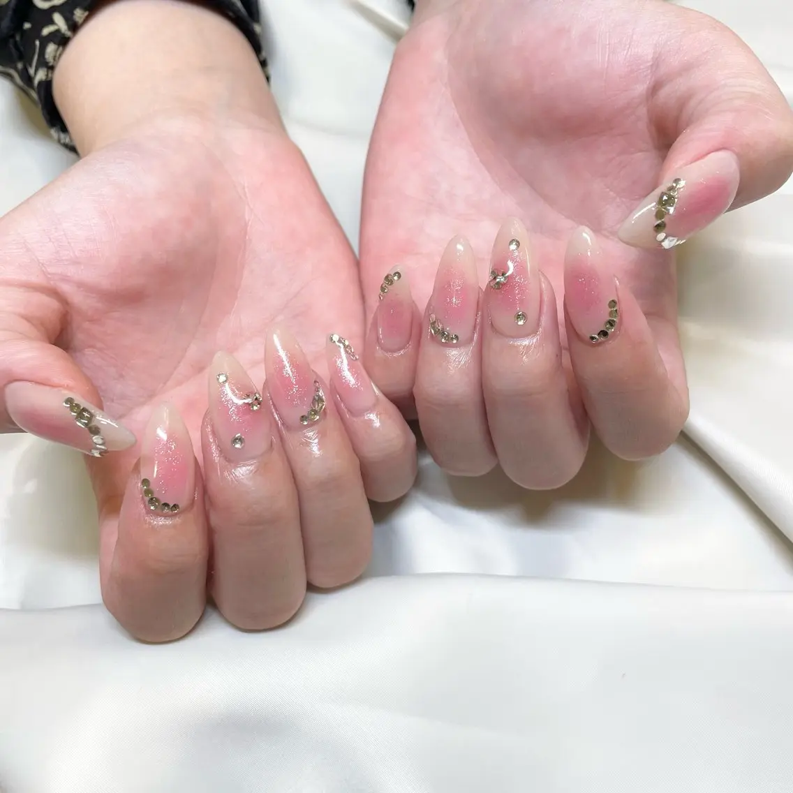 ネイル チークネイル ハンドネイル ui nailのネイルデザイン