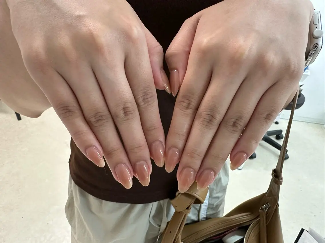 ネイル ワンカラーネイル ハンドネイル フットネイル THAO EMI NAILSのネイルデザイン