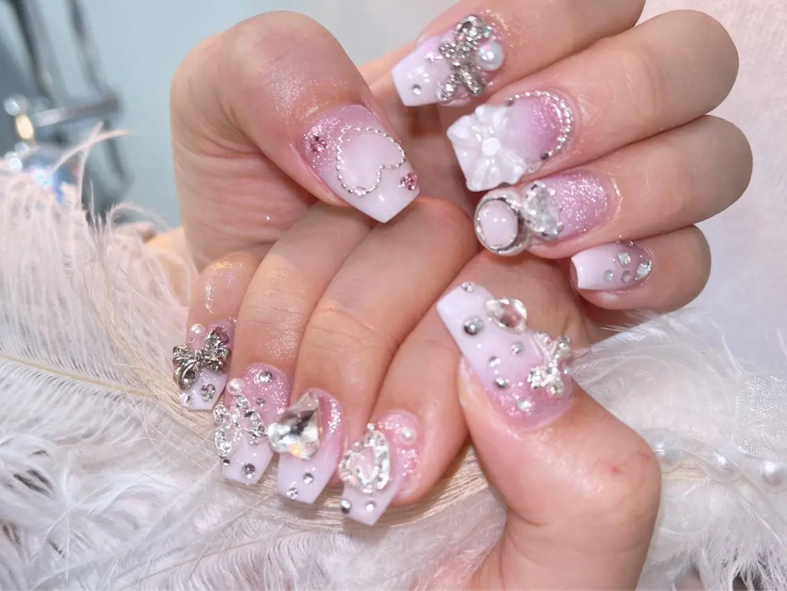 ネイル Glow Nail スカルプ専門店のネイルデザイン