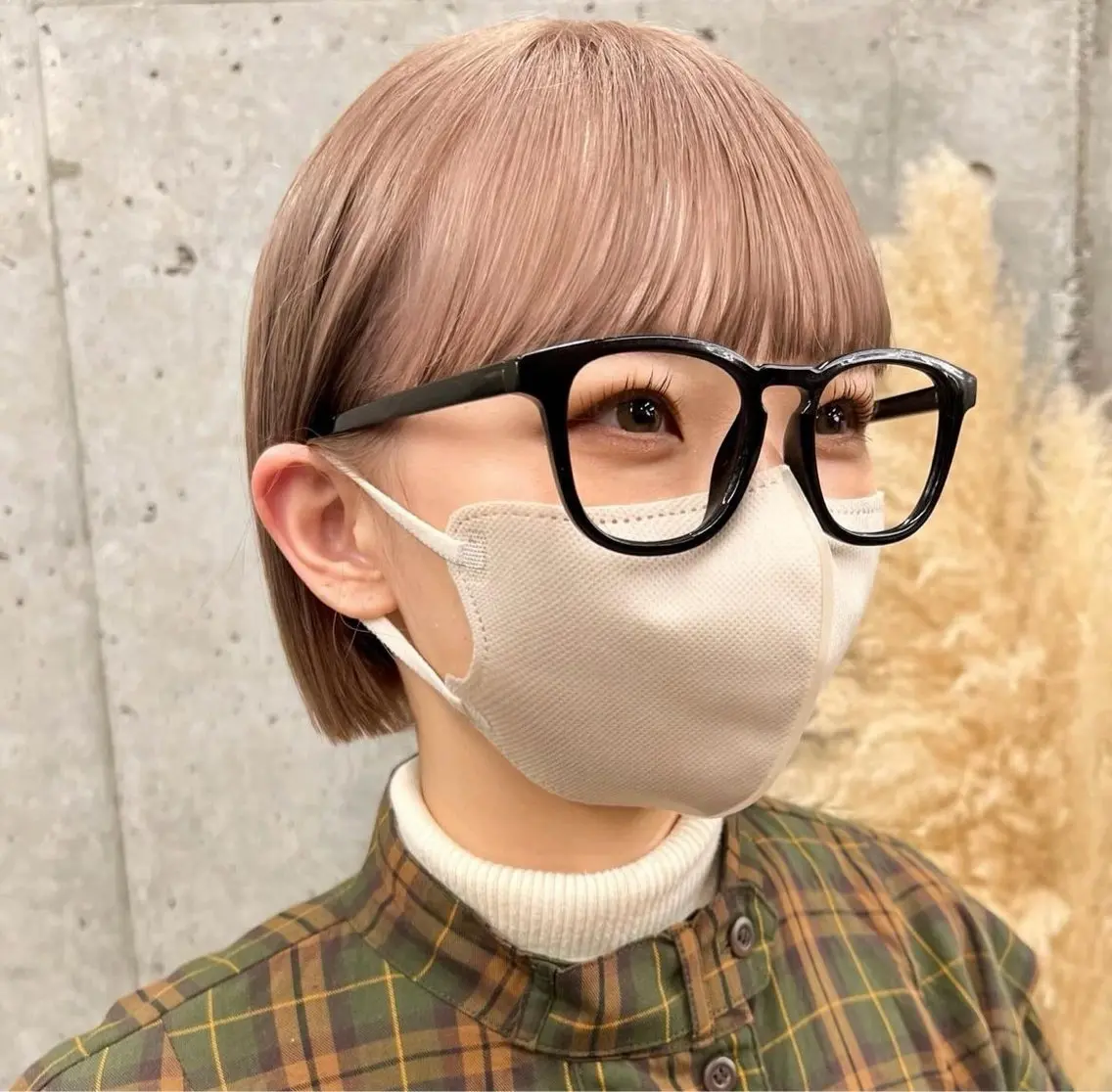 ショート カラー ベージュカラー ミルクティーベージュ 店長/髪質改善 艶カラー/清水祥偉のヘアスタイル