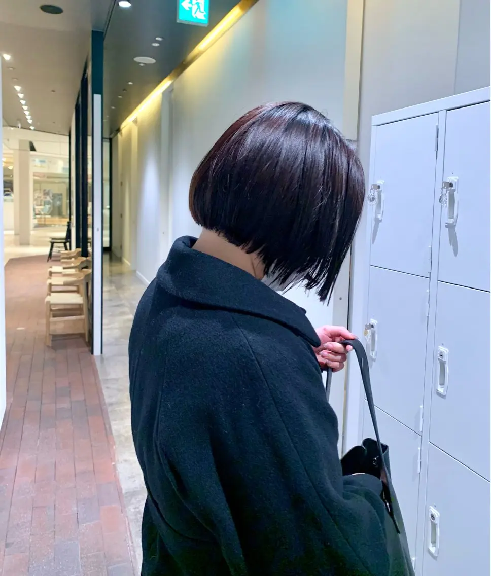 ミディアム カラー ボブ 小顔カット カット ヘアカラー トリートメント 透明感カラー ボブ 髪と心を整える美容師のヘアスタイル