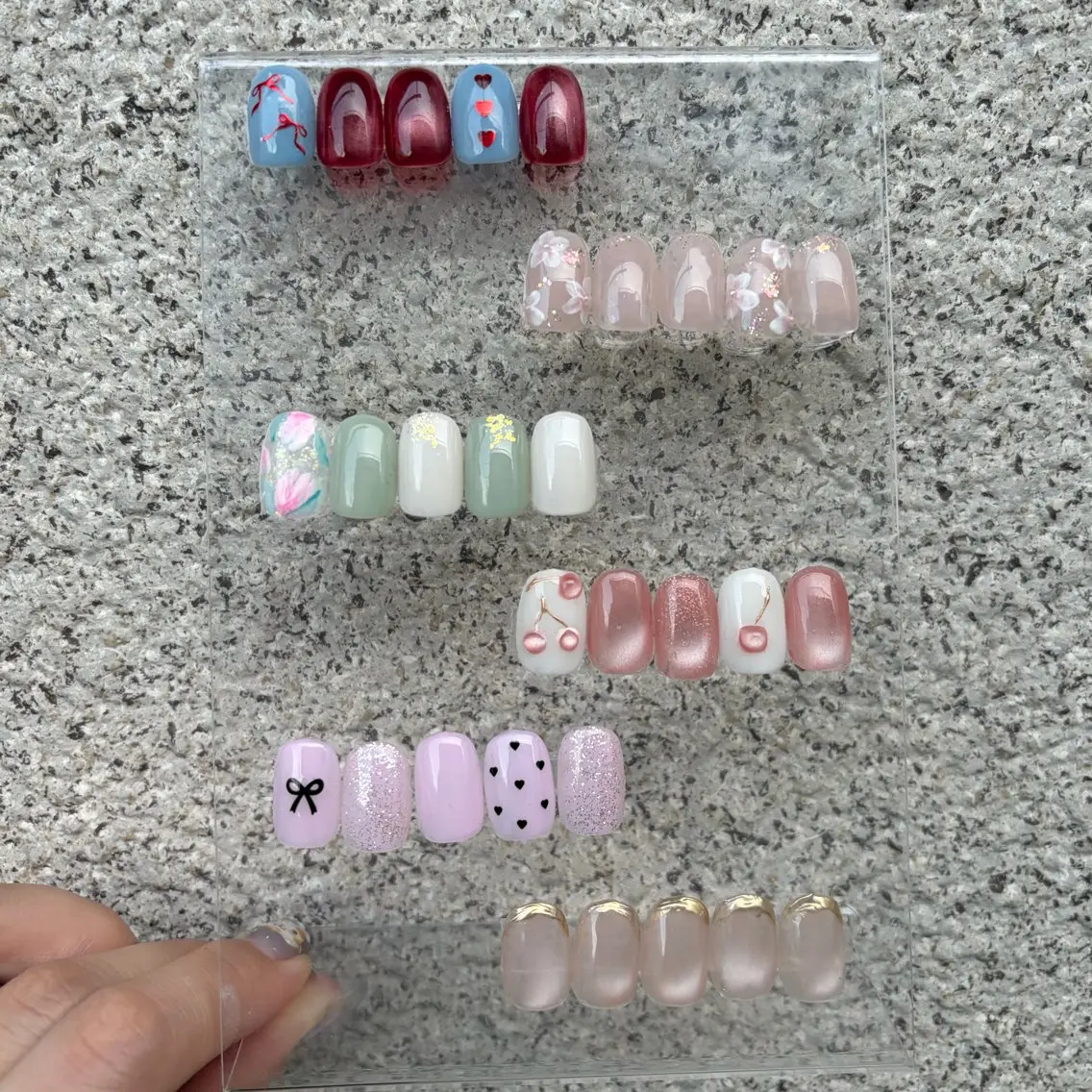 ネイル ボルドー 桜ネイル フレンチネイル 水色 ニュアンスネイル ハンドネイル ネイルマム ジジのネイルデザイン
