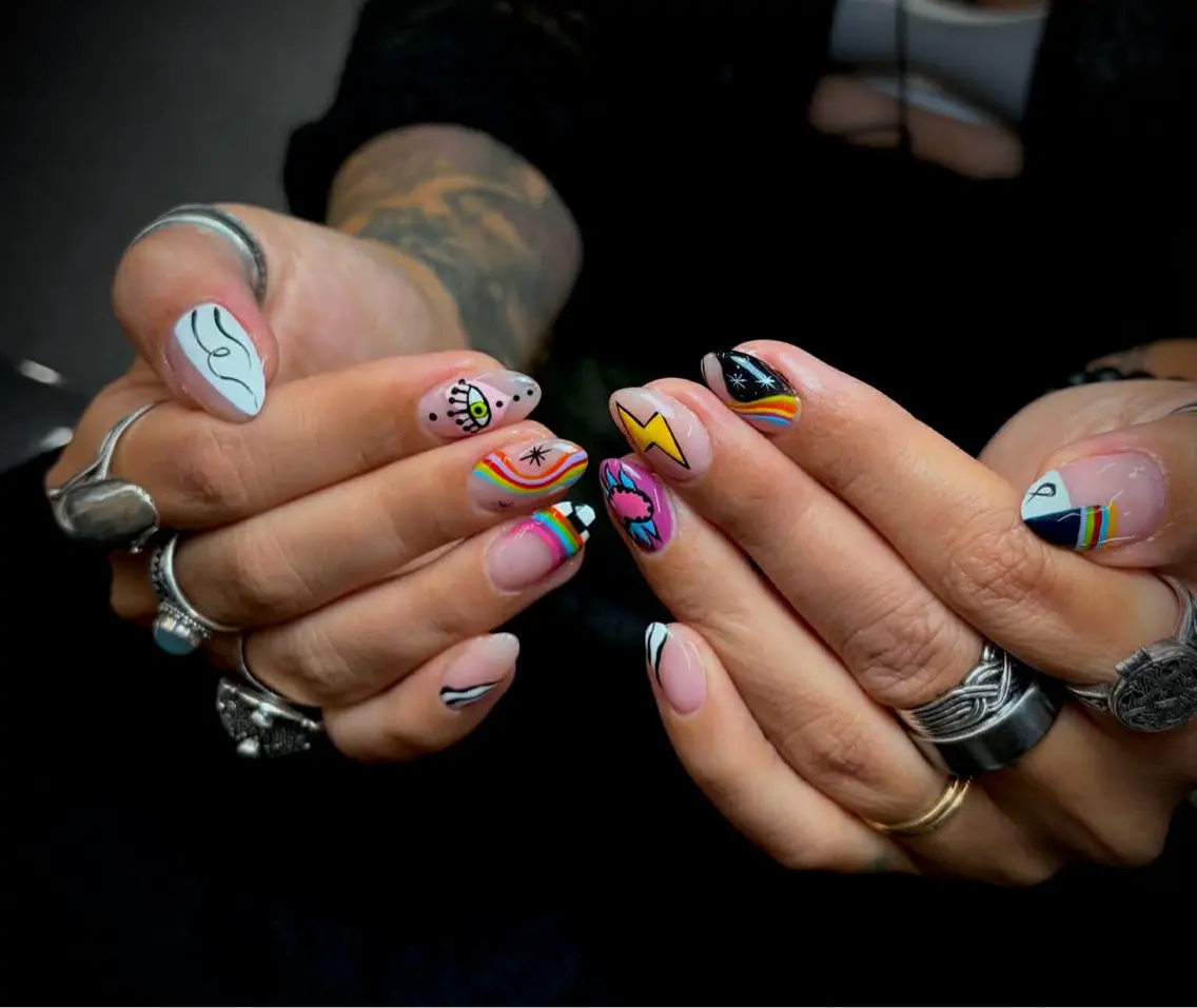 ネイル Iconic Nailのネイルデザイン
