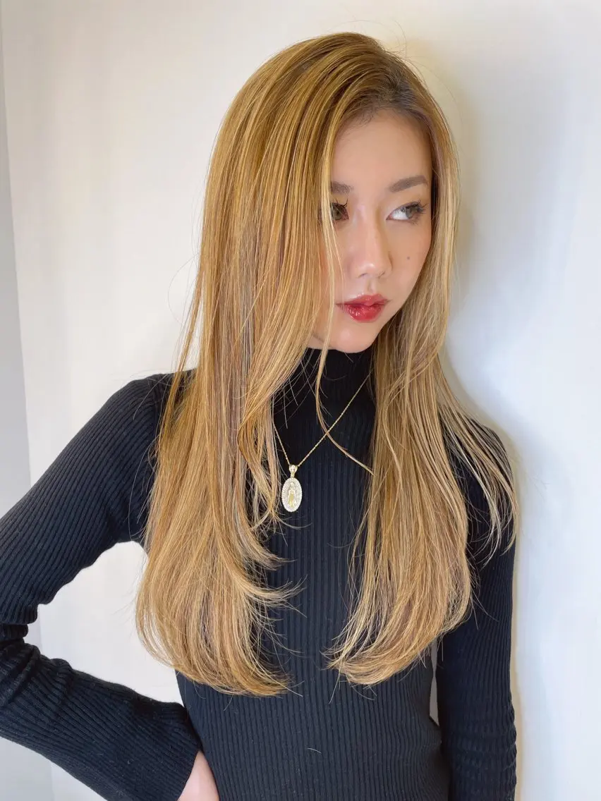 セミロング カラー ヘアアレンジ カット ヘアカラー トリートメント 髪質改善/縮毛矯正 RYOのヘアスタイル