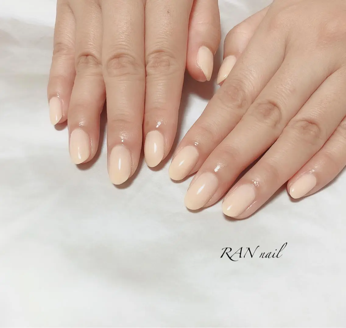 ネイル オフィスネイル ワンカラーネイル オレンジ 春ネイル 冬ネイル ハンドネイル フットネイル RAN nailのネイルデザイン